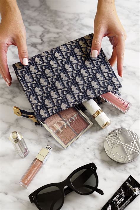 dior makeuo bag